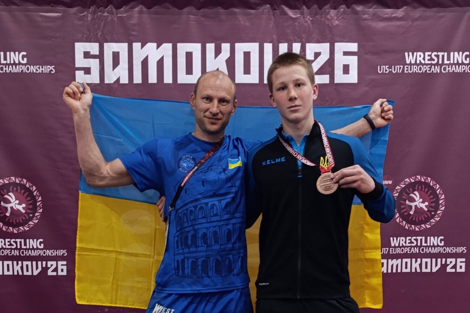 Hiiumaa spordiklubi Colliseum esindav 15aastane maadleja Artur Kosyntsev võitis Bulgaarias Samokovis toimunud U15 vanuseklassi vabamaadluse Euroopa meistrivõist